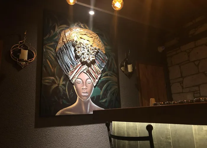 Windtown Deluxe Hotel